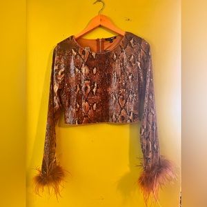 Cute sequin long sleeve shirt with feathers & pants